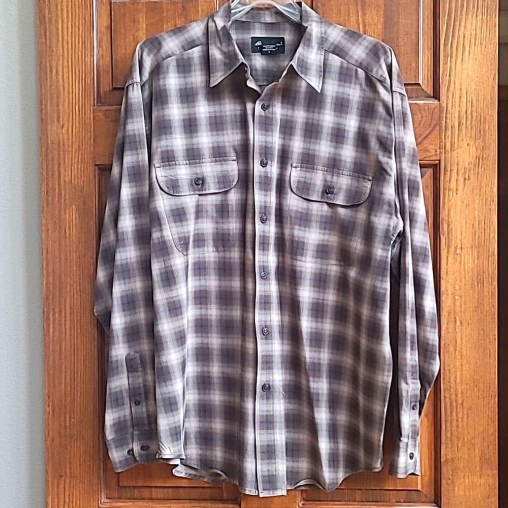 Eddie Bauer Mens cotton long sleeve button-down shirt Sz L